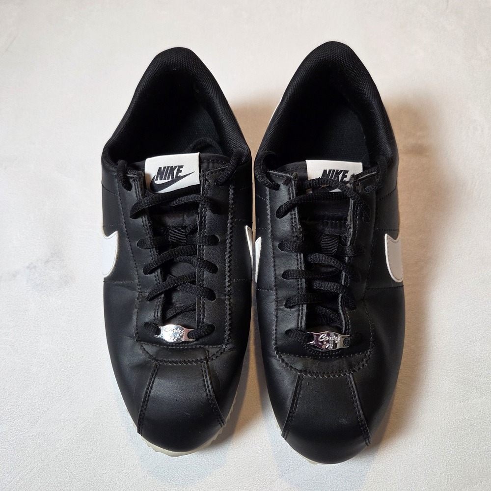 Nike Cortez Classic Sneakers Women's 8.5 Black Leather White Swoosh Athleisure - Picture 3 of 11